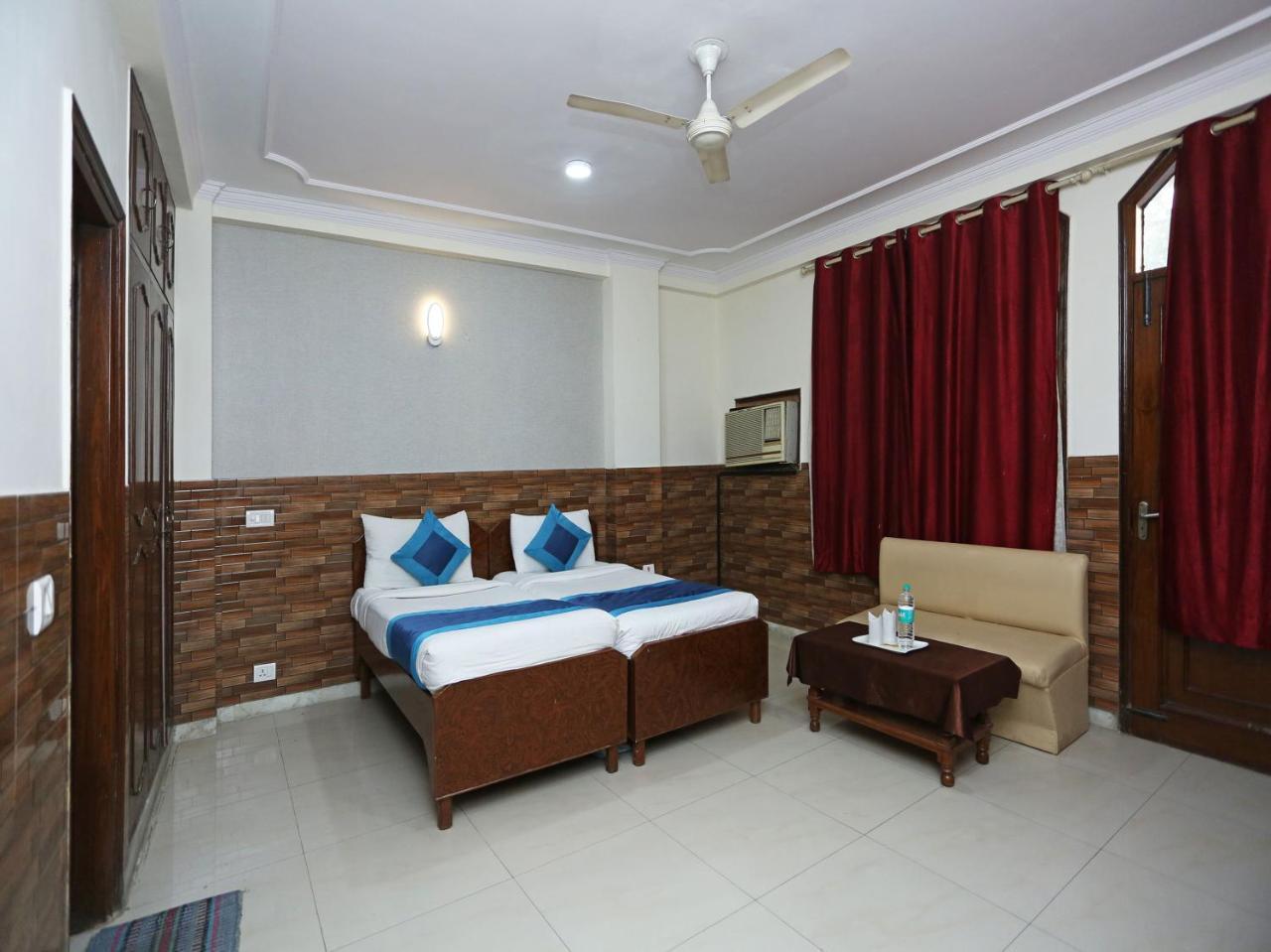 Oyo 472 Hotel Sareen Νέο Δελχί Εξωτερικό φωτογραφία