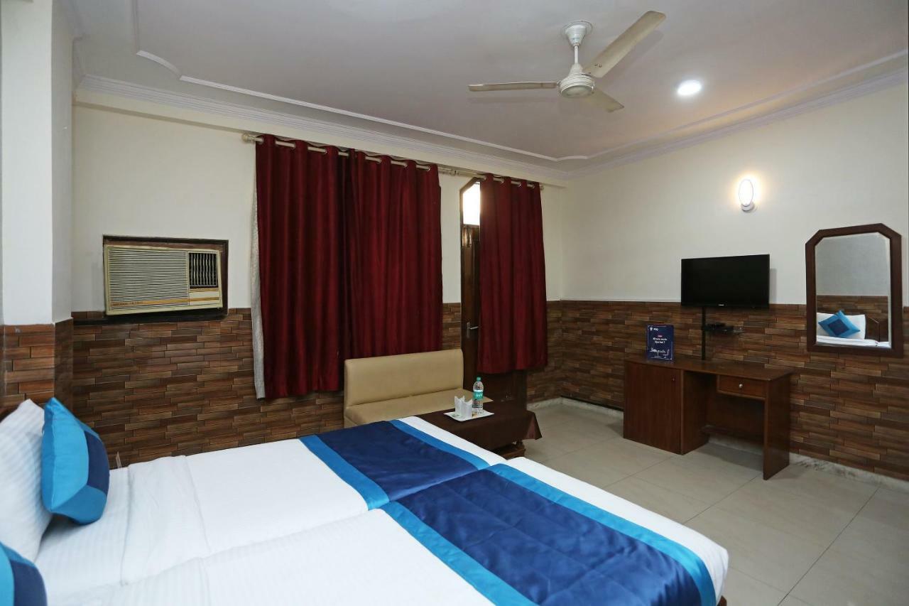 Oyo 472 Hotel Sareen Νέο Δελχί Εξωτερικό φωτογραφία